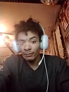 Snapshot of spooky425hd chatting on 05/07/26, 12:38 spooky425hd online show from 05/07/26, 12:38