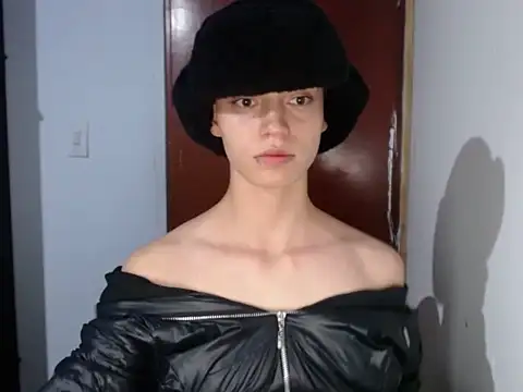 Brenda Tina699 online show from 02/11/26, 10:59