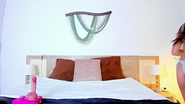 LiaJohnnson  online show from 04/15/26, 04:19