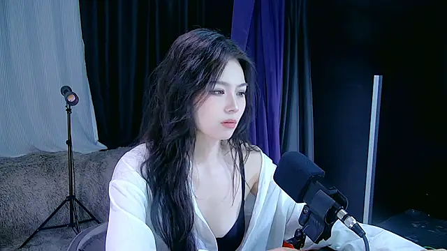 yoyo-o88 online show from 03/05/26, 01:18