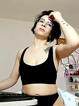 emacandy online show from 02/09/26, 08:18