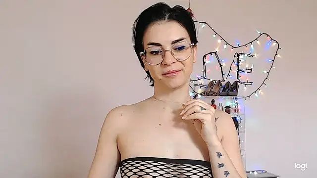 emacandy online show from 04/16/26, 04:35