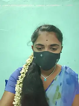 Snapshot of Tamil_Hot_Shana chatting on 05/27/26, 04:42 Tamil Hot Shana online show from 05/27/26, 04:42