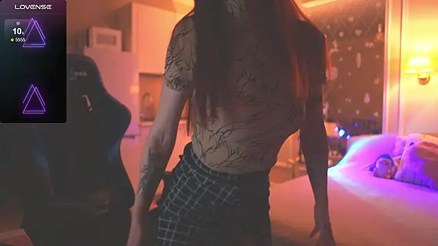 foxy red  online show from 02/02/26, 09:24