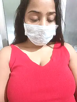 Snapshot of MidnightVibes_ chatting on 02/21/26, 05:36 MidnightVibes online show from 02/21/26, 05:36