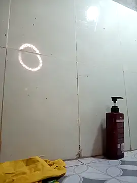 Vyvvyy69 online show from 04/14/26, 10:27