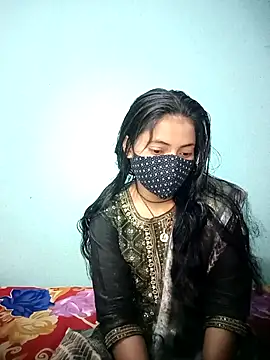 18 year old girl online show from 02/13/26, 03:24