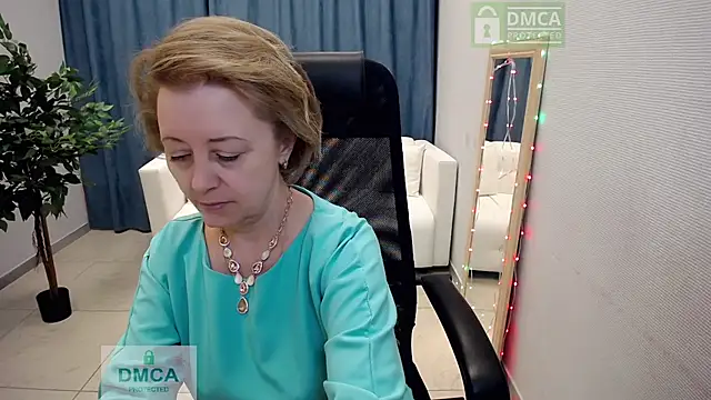 MONA W online show from 04/18/26, 10:52