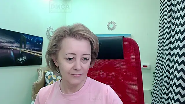 Snapshot of MONA_W chatting on 05/02/26, 09:47 MONA W online show from 05/02/26, 09:47