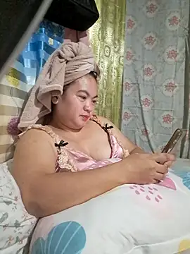 Snapshot of Zyramae_25 chatting on 02/12/26, 11:38 Zyramae 25 online show from 02/12/26, 11:38