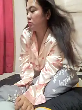 Zyramae 25 online show from 03/13/26, 04:41