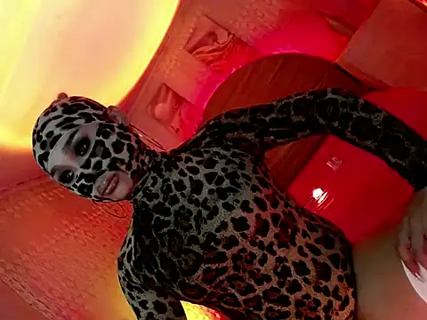 Mysterious Mistress online show from 02/13/26, 03:41