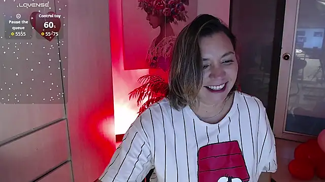 Snapshot of milfsecret69 chatting on 02/22/26, 11:53 milfsecret69 online show from 02/22/26, 11:53