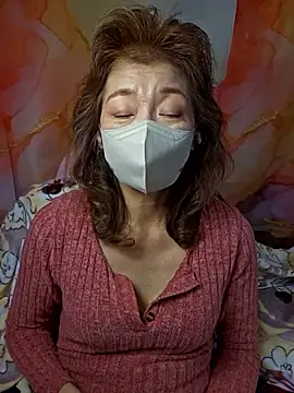 Snapshot of URAN429 chatting on 02/17/26, 04:53 URAN429 online show from 02/17/26, 04:53