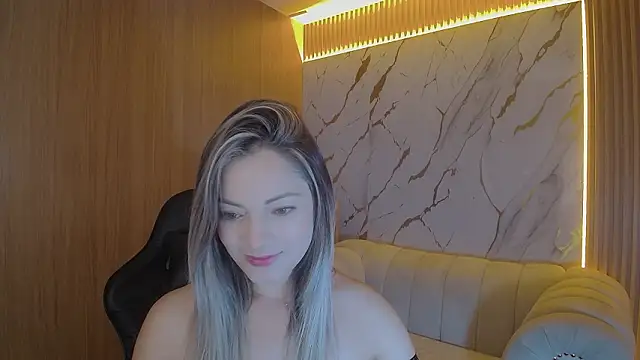 sofia nova tf online show from 02/11/26, 01:38