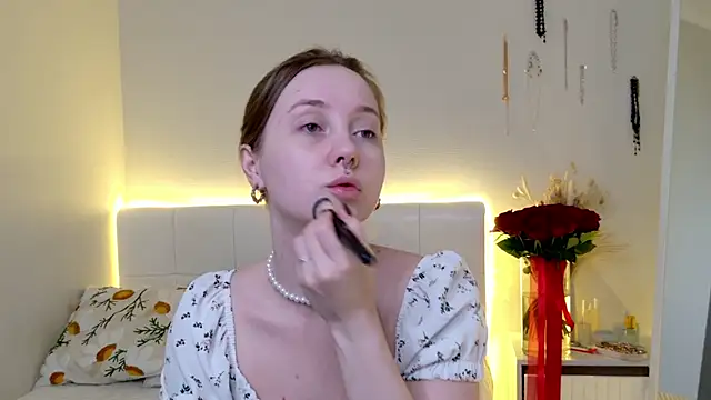 CandiceKingzzz online show from 02/15/26, 11:30