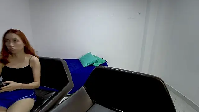 Snapshot of RoseSinsDonViktor chatting on 02/04/26, 11:27 RoseSinsDonViktor online show from 02/04/26, 11:27