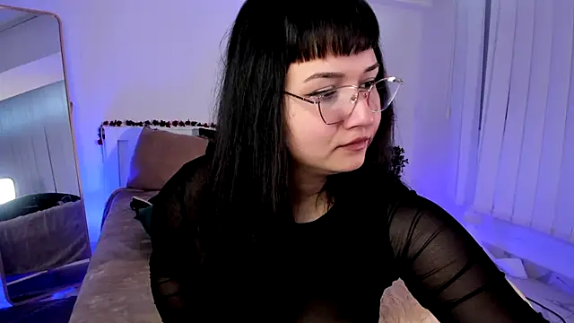 Briana Mayy online show from 03/29/26, 02:17