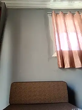 newtube0 online show from 02/08/26, 06:39