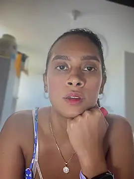 Snapshot of LunaHeat chatting on 02/09/26, 05:39 LunaHeat online show from 02/09/26, 05:39