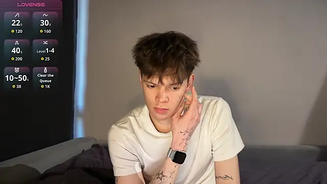 Kevin bucks online show from 04/12/26, 02:33