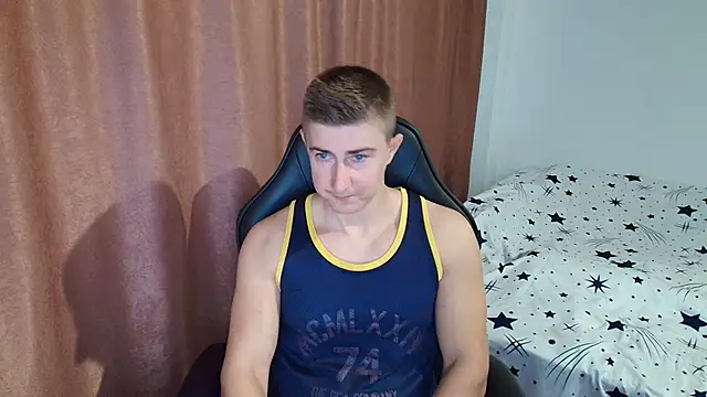 Snapshot of TodMusclePower9 chatting on 02/13/26, 06:20 TodMusclePower9 online show from 02/13/26, 06:20