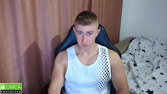 Snapshot of TodMusclePower9 chatting on 05/14/26, 12:12 TodMusclePower9 online show from 05/14/26, 12:12