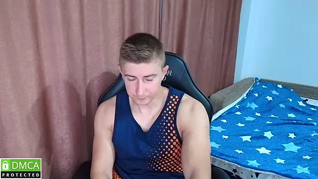 Snapshot of TodMusclePower9 chatting on 06/02/26, 04:47 TodMusclePower9 online show from 06/02/26, 04:47