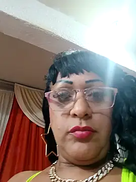 Snapshot of SabrinaColin chatting on 02/24/26, 02:53 SabrinaColin online show from 02/24/26, 02:53