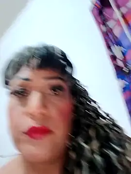 Snapshot of SabrinaColin chatting on 06/19/26, 01:21 SabrinaColin online show from 06/19/26, 01:21