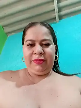 Snapshot of Diana_006 chatting on 06/12/26, 02:38 Diana 006 online show from 06/12/26, 02:38