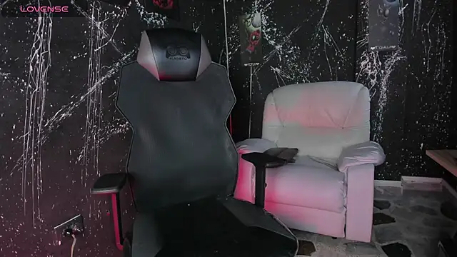 SalvatoreBenford online show from 02/25/26, 08:07