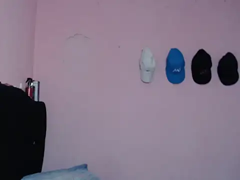 Snapshot of Cronos_Hot_8 chatting on 02/13/26, 12:45 Cronos Hot 8 online show from 02/13/26, 12:45