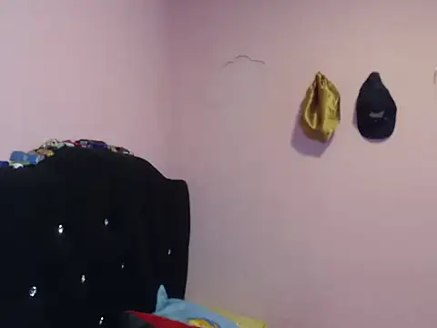 Snapshot of Cronos_Hot_8 chatting on 02/25/26, 02:05 Cronos Hot 8 online show from 02/25/26, 02:05