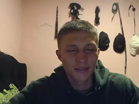 Snapshot of Cronos_Hot_8 chatting on 03/03/26, 08:42 Cronos Hot 8 online show from 03/03/26, 08:42