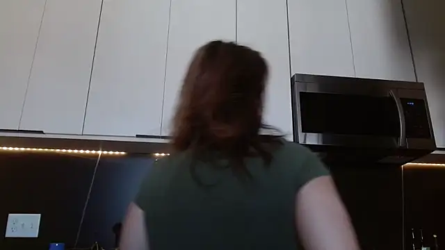 HazelSkyesChat online show from 03/09/26, 05:50