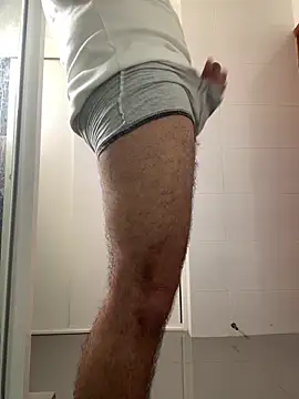 Snapshot of javfran76 chatting on 02/28/26, 09:05 javfran76 online show from 02/28/26, 09:05