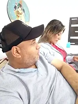 wessAndSandri online show from 03/18/26, 07:50