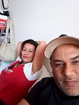 wessAndSandri online show from 03/25/26, 07:42