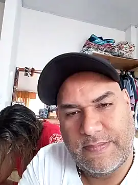 wessAndSandri online show from 04/14/26, 07:42