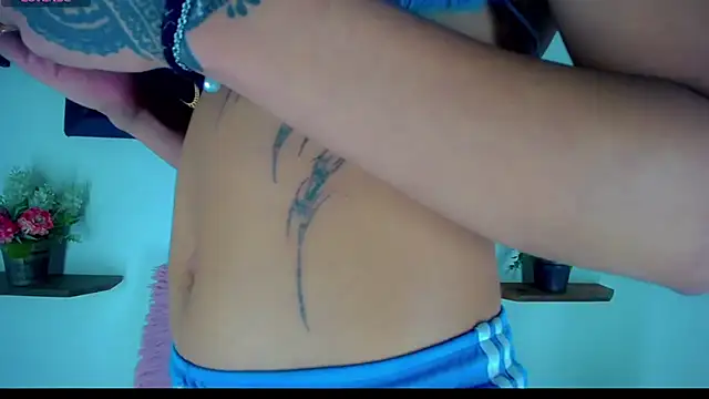 Snapshot of Darianna_Atehortua chatting on 02/17/26, 09:21 Darianna Atehortua online show from 02/17/26, 09:21