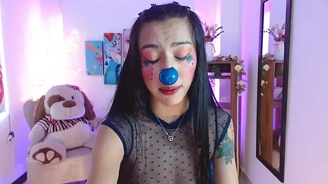 FIORELLA L online show from 06/01/26, 11:56