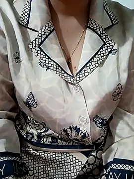 Snapshot of Tulip_ii chatting on 03/03/26, 12:06 Tulip ii online show from 03/03/26, 12:06