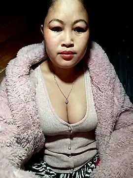 Snapshot of Mayly_Sweet chatting on 02/08/26, 01:42 Mayly Sweet online show from 02/08/26, 01:42