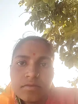 Snapshot of Gungun_thakur chatting on 02/08/26, 10:40 Gungun thakur online show from 02/08/26, 10:40