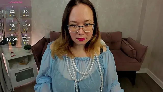 Snapshot of Dixon_Ross chatting on 05/19/26, 11:38 Dixon Ross online show from 05/19/26, 11:38