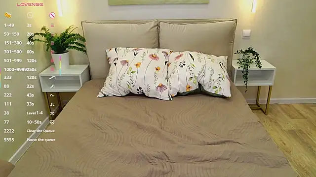 Snapshot of MiraBoom chatting on 02/08/26, 09:18 MiraBoom online show from 02/08/26, 09:18