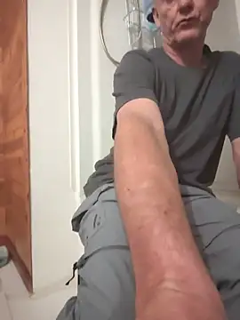 sexy hottie guy online show from 08/04/26, 07:16
