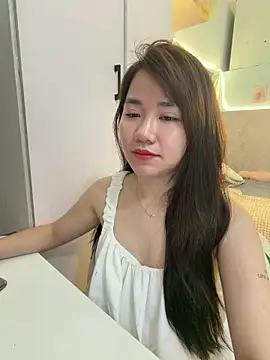 Amy8386 online show from 06/18/26, 04:13