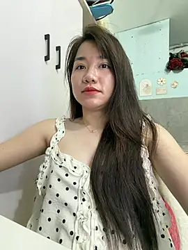 Amy8386 online show from 07/04/26, 07:36